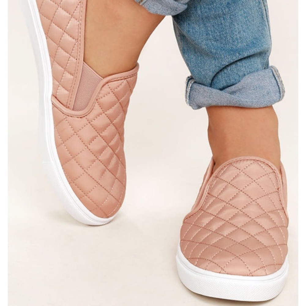 New Steve Madden Blush Slip On Sneakers